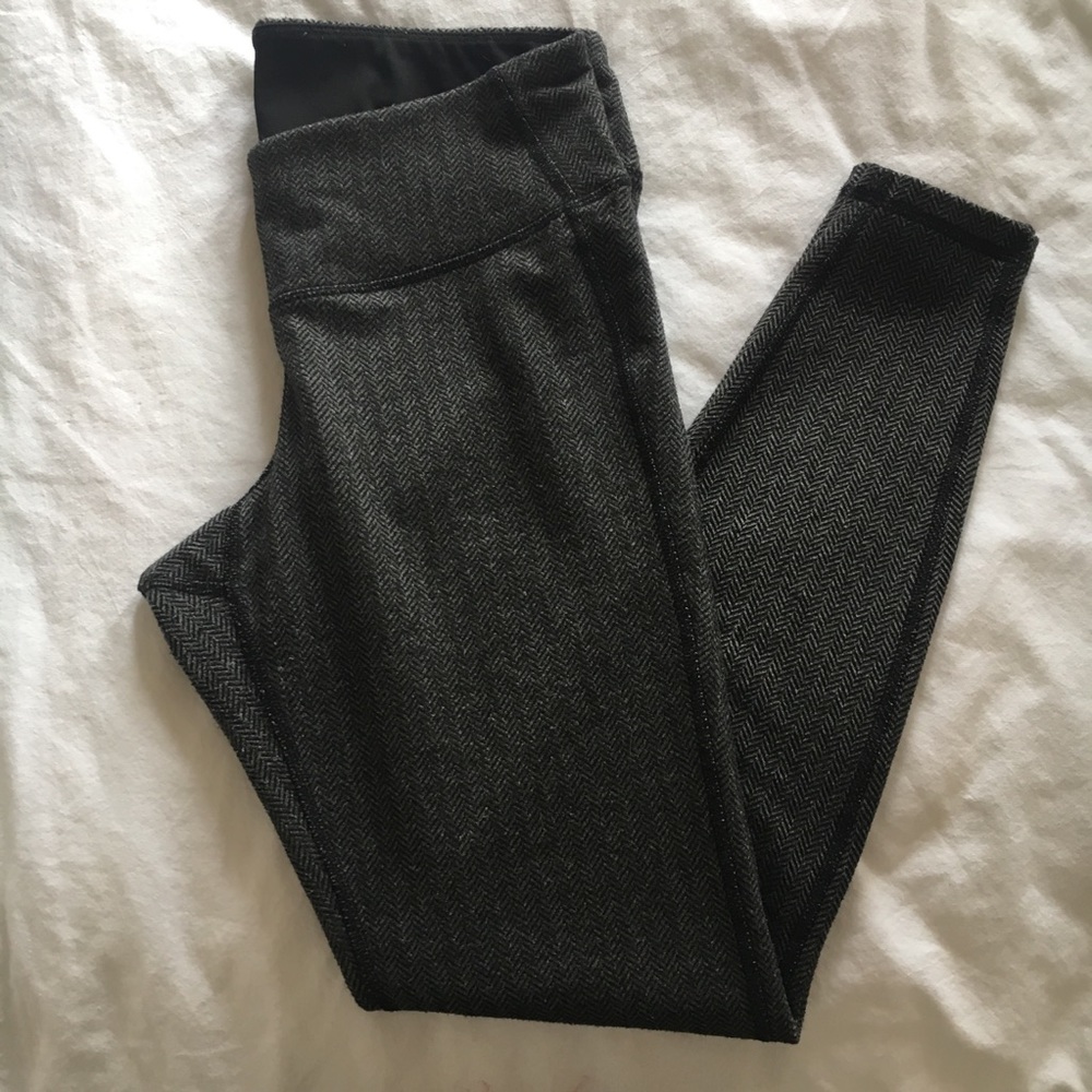 Old Navy Active Dark Grey Leggings Size M
